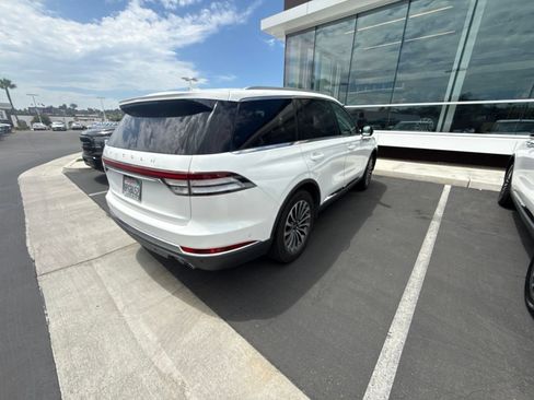 Used 2020 Lincoln Aviator Reserve w/ Equipment Group 201A AWD/4WD image 9