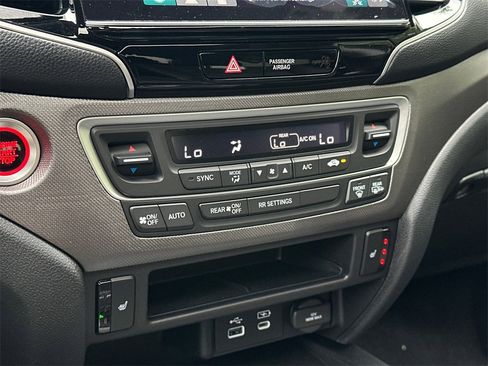 New 2025 Honda Ridgeline RTL image 26