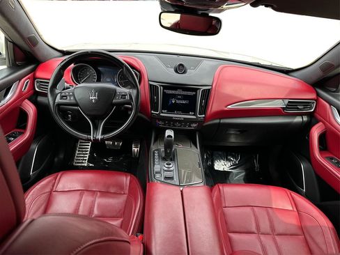 Used 2019 Maserati Levante S GranSport AWD/4WD image 33