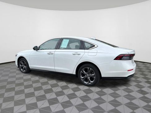 Certified 2023 Honda Accord EX image 5