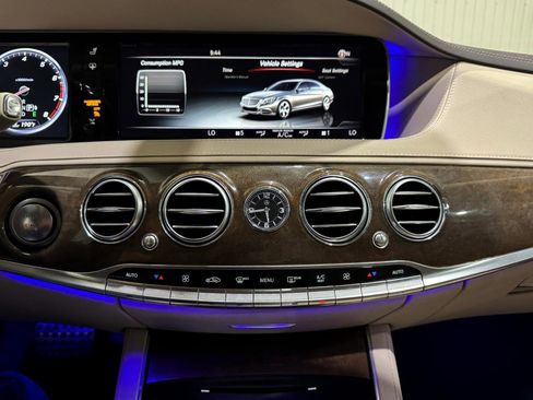 Used 2015 Mercedes-Benz S 550 4MATIC Sedan image 24