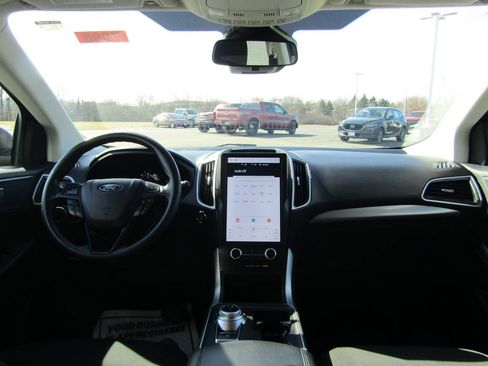 Used 2024 Ford Edge SE AWD/4WD image 15