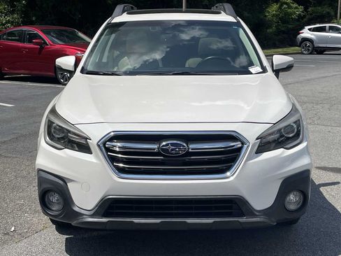 Used 2018 Subaru Outback 2.5i Limited AWD/4WD image 6