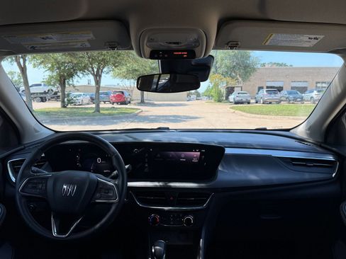 Used 2025 Buick Encore GX Preferred FWD image 33