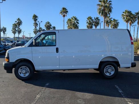 New 2025 Chevrolet Express 2500 w/ Driver Convenience Package image 8