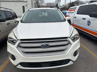 Used 2019 Ford Escape Titanium video 2