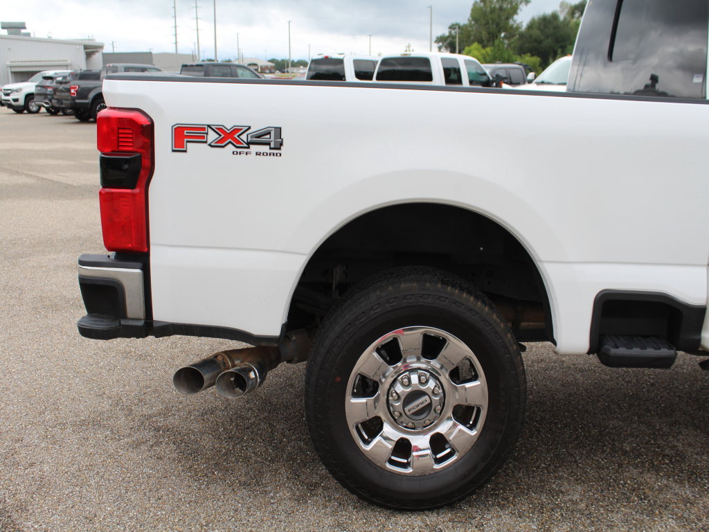 Used 2024 Ford F250 Lariat w/ Lariat Ultimate Package AWD/4WD image 6