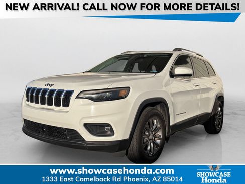 Used 2021 Jeep Cherokee Latitude Lux w/ Comfort/Convenience Group FWD image 1