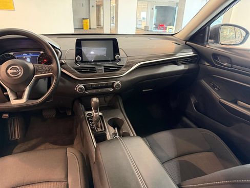 Used 2026 Nissan Altima 2.5 SV FWD image 34