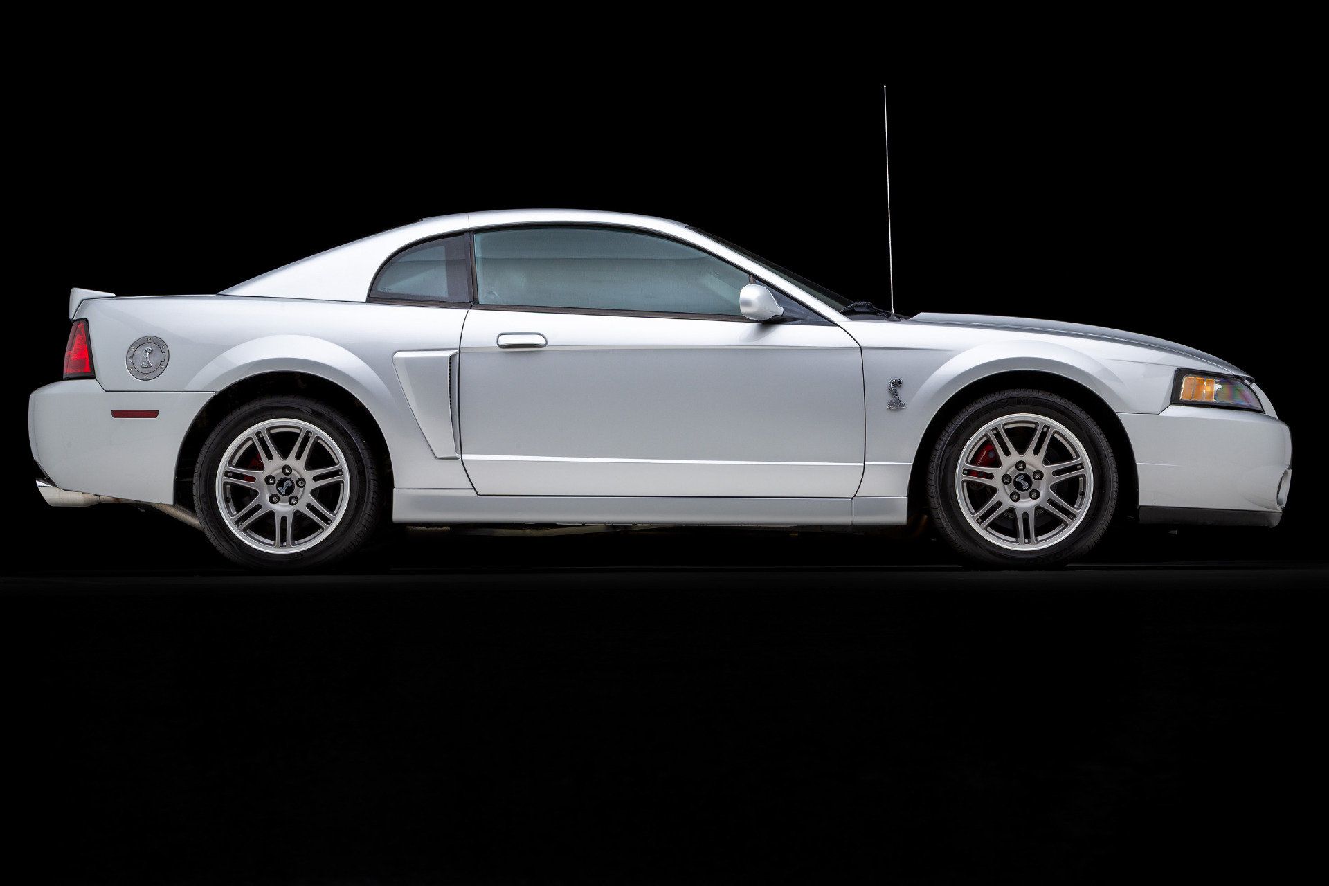 Used 2003 Ford Mustang Cobra RWD image 15