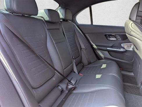 Used 2025 Mercedes-Benz C 300 Sedan image 24