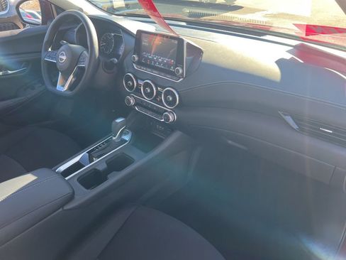 Certified 2024 Nissan Sentra SV image 21