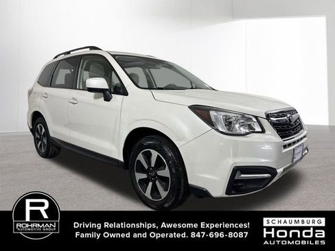 Used 2018 Subaru Forester 2.5i Premium w/ All-Weather Package image 3