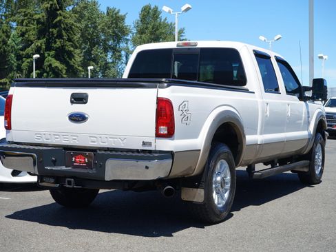 Used 2011 Ford F250 Lariat w/ Chrome Pkg AWD/4WD image 6