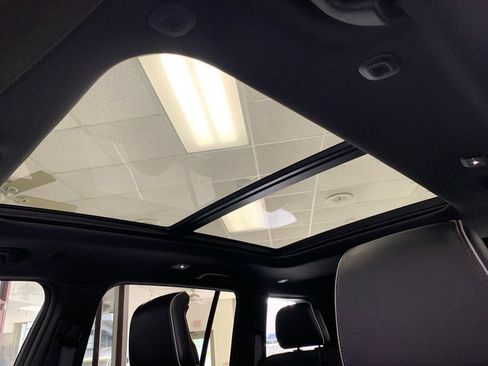 Certified 2023 Jeep Grand Cherokee Summit AWD/4WD image 22