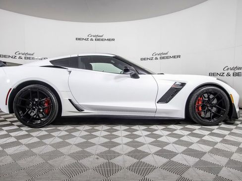 Used 2016 Chevrolet Corvette Z06 w/ Z07 Performance Package RWD image 20