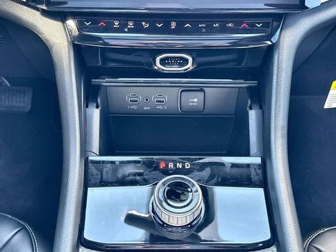 New 2026 Jeep Grand Cherokee Limited RWD image 17