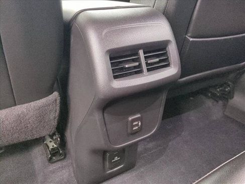 Used 2020 GMC Terrain SLT w/ Preferred Package FWD image 17