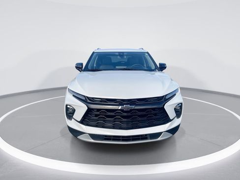 Used 2023 Chevrolet Blazer LT w/ Midnight/Sport Edition AWD/4WD image 3