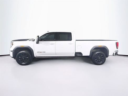 Used 2024 GMC Sierra 3500 AT4 w/ AT4 Premium Plus Package AWD/4WD image 8