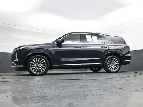 Used 2024 Hyundai Palisade Calligraphy image 31