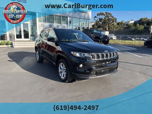 Certified 2025 Jeep Compass Latitude w/ Convenience Group image 1