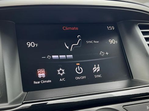 Used 2019 Nissan Pathfinder S image 50