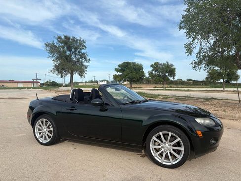 Used 2007 MAZDA MX-5 Miata Touring RWD image 23
