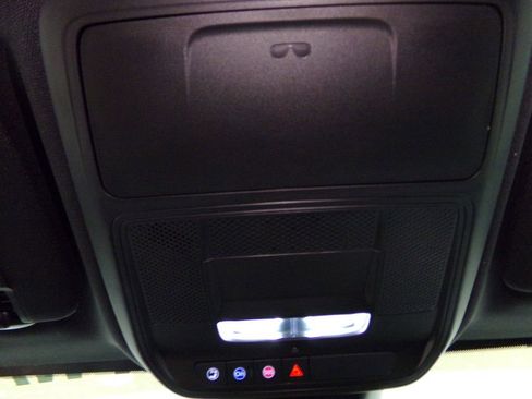 New 2026 Chevrolet Equinox LT w/ Convenience Package II image 17