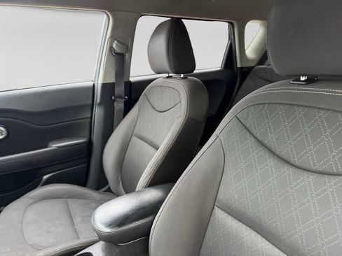 Used 2016 Kia Soul FWD image 23