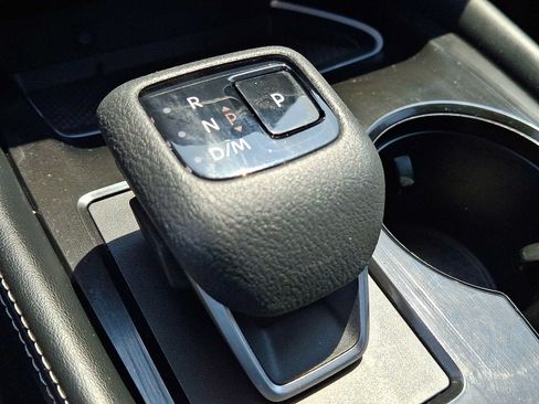Used 2023 Nissan Rogue Platinum w/ Platinum Premium Package AWD/4WD image 16