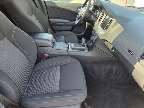 Used 2023 Dodge Charger SXT w/ Blacktop Package RWD image 31