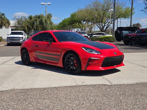 Used 2024 Toyota GR86 TRUENO Edition image 2