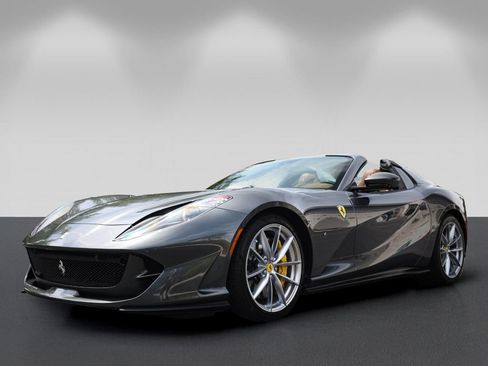 Certified 2022 Ferrari 812 GTS RWD image 7
