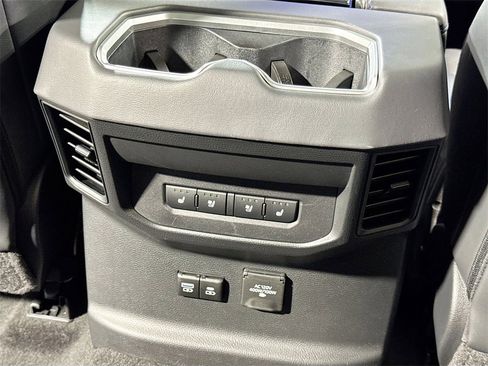 Used 2023 Toyota Tundra Platinum image 28