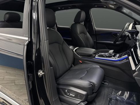 Used 2025 Audi Q7 3.0T Prestige w/ Prestige Package image 33