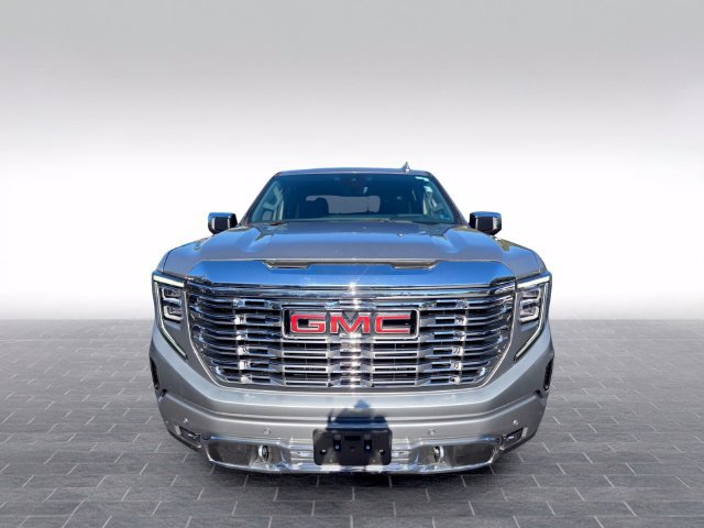 Used 2025 GMC Sierra 1500 Denali w/ Denali Reserve Package AWD/4WD image 2