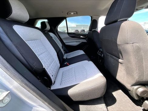 Used 2023 Chevrolet Equinox LS w/ LS Convenience Package FWD image 16