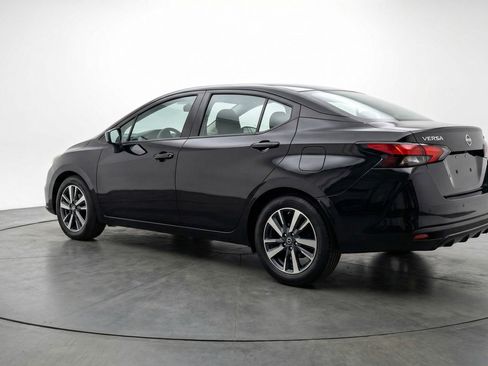 Used 2025 Nissan Versa SV image 6