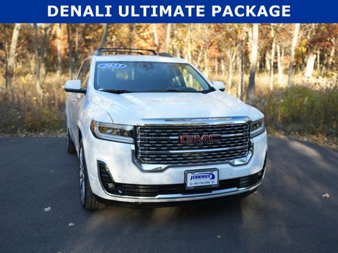 Used 2023 GMC Acadia Denali image 2