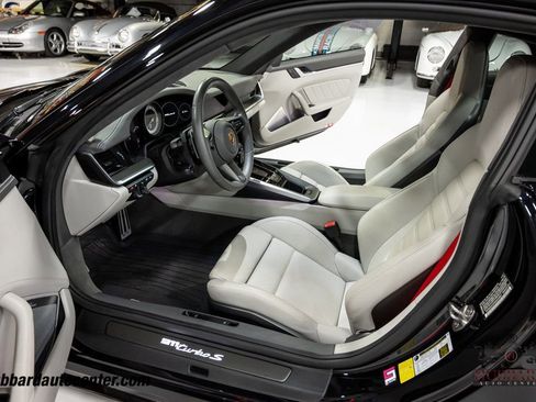 Used 2022 Porsche 911 GT3 RS image 19