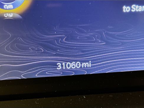 Used 2024 Jeep Grand Cherokee L Limited w/ Luxury Tech Group II image 19