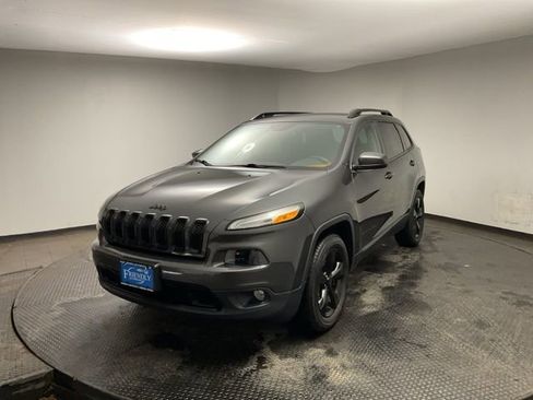 Used 2016 Jeep Cherokee Latitude w/ Cold Weather Group image 3