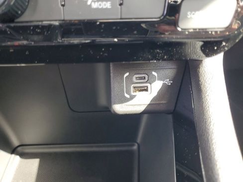 New 2026 Jeep Compass Latitude AWD/4WD image 19
