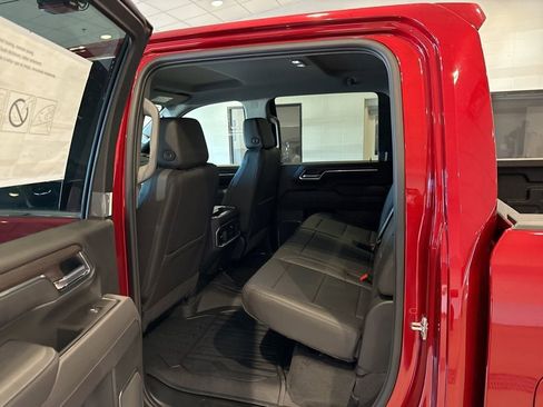 New 2026 GMC Sierra 2500 SLT image 18
