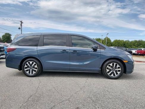 Used 2026 Honda Odyssey EX-L image 2