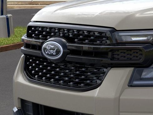 New 2025 Ford Ranger XLT AWD/4WD image 17