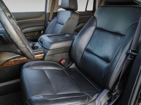 Used 2019 Chevrolet Tahoe LT AWD/4WD image 10