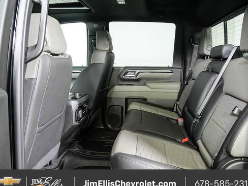 New 2026 Chevrolet Silverado 2500 ZR2 image 19