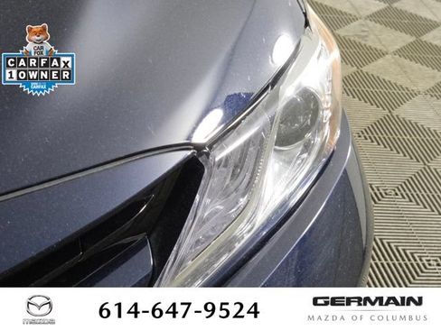 Used 2019 Toyota Camry XLE FWD image 15